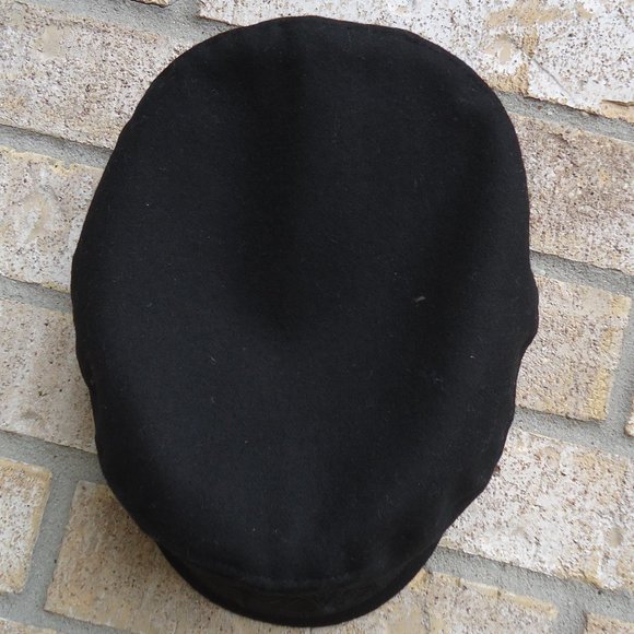 Vintage Greek fisherman’s black wool blend cap. main image 6